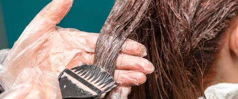 Color Rinse Vs. Gloss: Which Service Is Right For You? | Hair.com By L ...