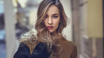 photo of toasted white chocolate mocha hair color