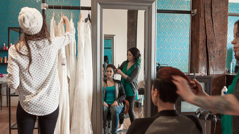 Beauty Lounge Salon in Minneapolis