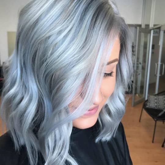 photo of asymmetrcial lob hairstyle