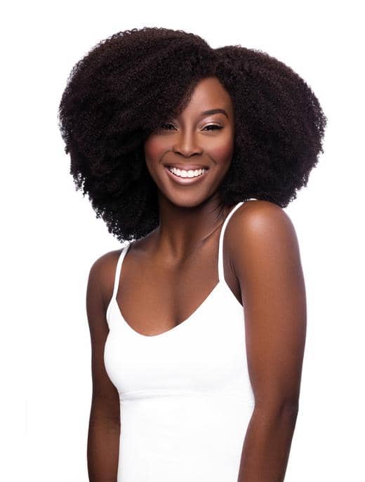 woman wear heat free 4c curly wig