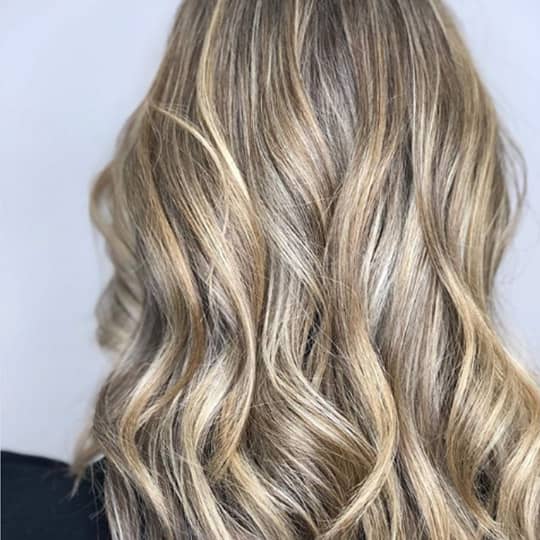 photo of hair using strandlighting technique