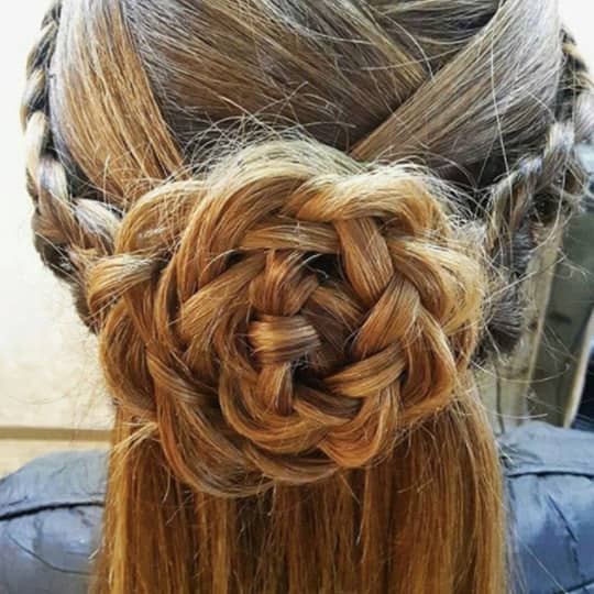19 Beautiful Half Up Hairstyle Ideas To Recreate In 2021 Hair Com By L Oreal