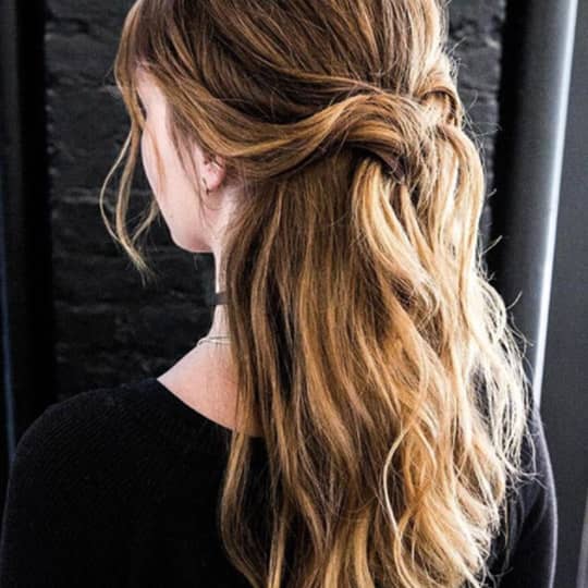 19 Beautiful Half Up Hairstyle Ideas To Recreate In 21 Hair Com By L Oreal