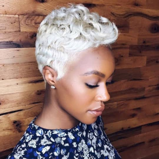 5 Flattering Short Haircuts For Square Faces You Need To Try | Hair.com By  L'Oréal