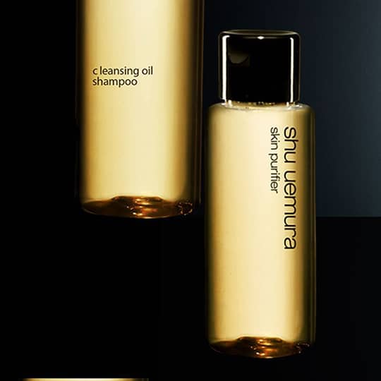 Should You Be Using A Cleansing Oil Shampoo? A Pro Explains By L'Oréal Should You Be Using A Cleansing Oil Shampoo? A Pro Explains By L'Oréal