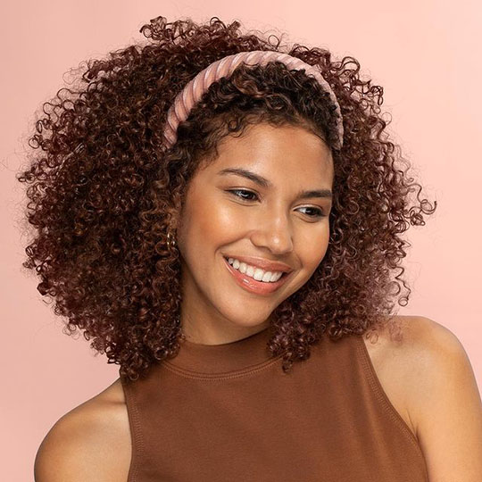 Coco Dew Mizani's New  Curl Pre-Styling & Restyling Refresher Spray