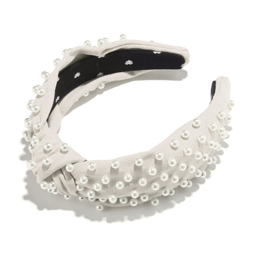 Hair.com rounds up 10 of our favorite pearl hair accessories