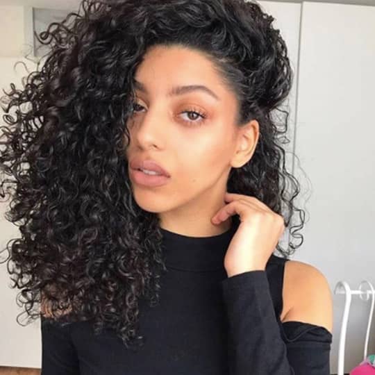 haircuts that make face look slimmer