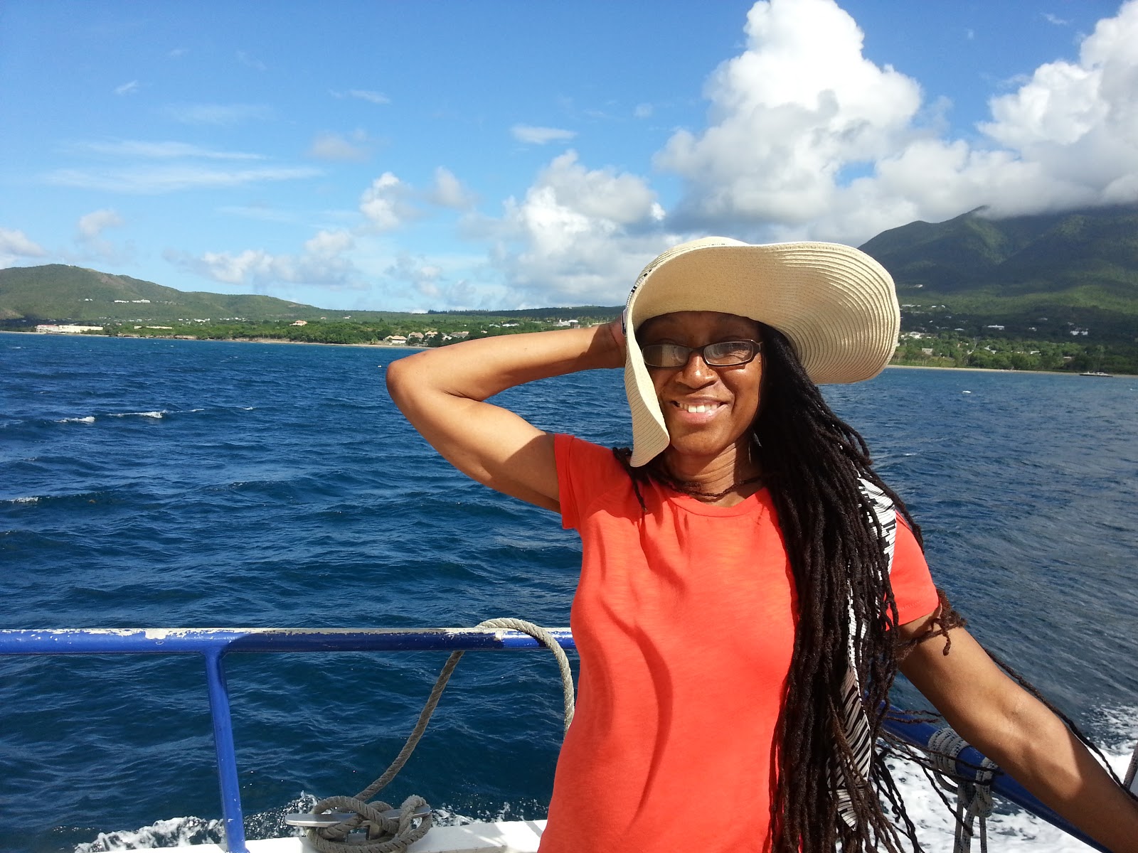 Writer Gerrie Summers flaunting her knee-length locs