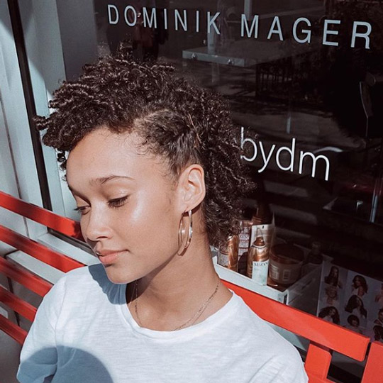 Haircuts For Thin Curly Hair